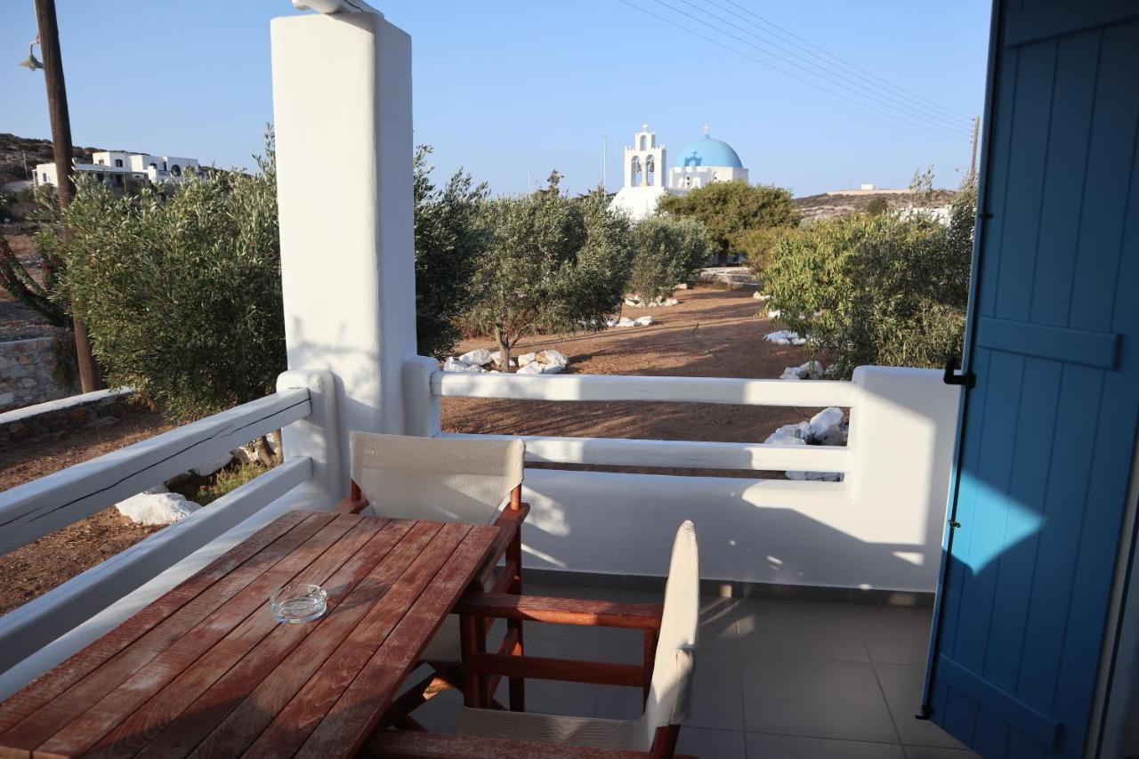 Agios Georgios  Taxiarchis Studios מראה חיצוני תמונה
