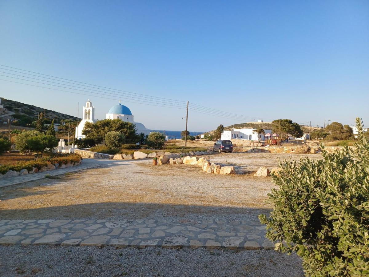 Agios Georgios  Taxiarchis Studios מראה חיצוני תמונה